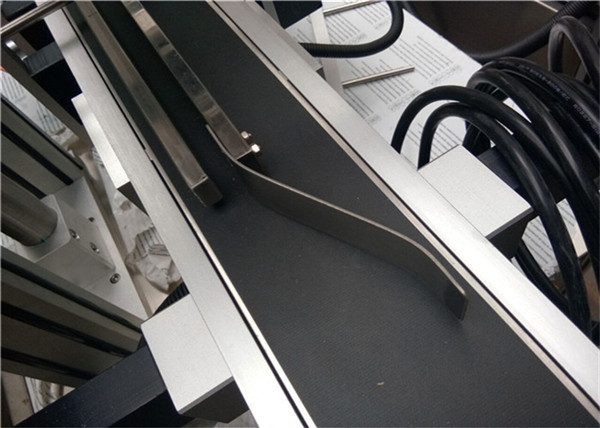 Botila / pote / ontzirako goiko etiketatze automatikoa