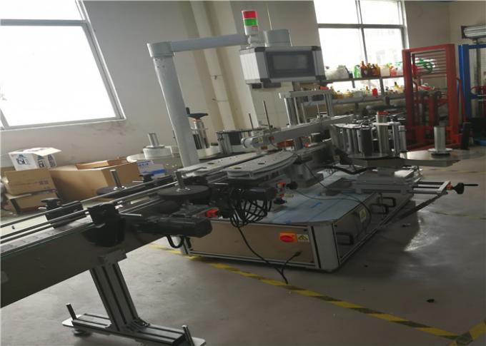 Itsasgarriak diren auto-eranskailuak etiketatzeko makina kimikoetarako, ur plastikozko botiletarako 3 etiketetarako