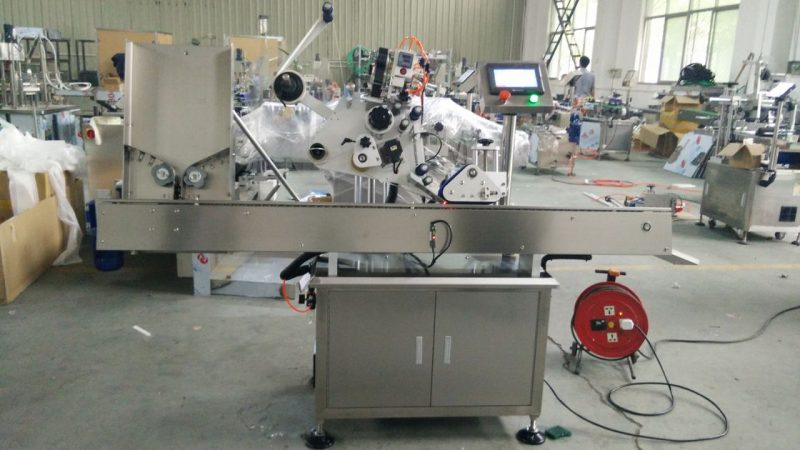 Txina abiadura handiko lata biribil txikien etiketa itsasteko makina, begi beltzezko botilen etiketa eranskailuen makina kosmetiko hornitzaileentzako